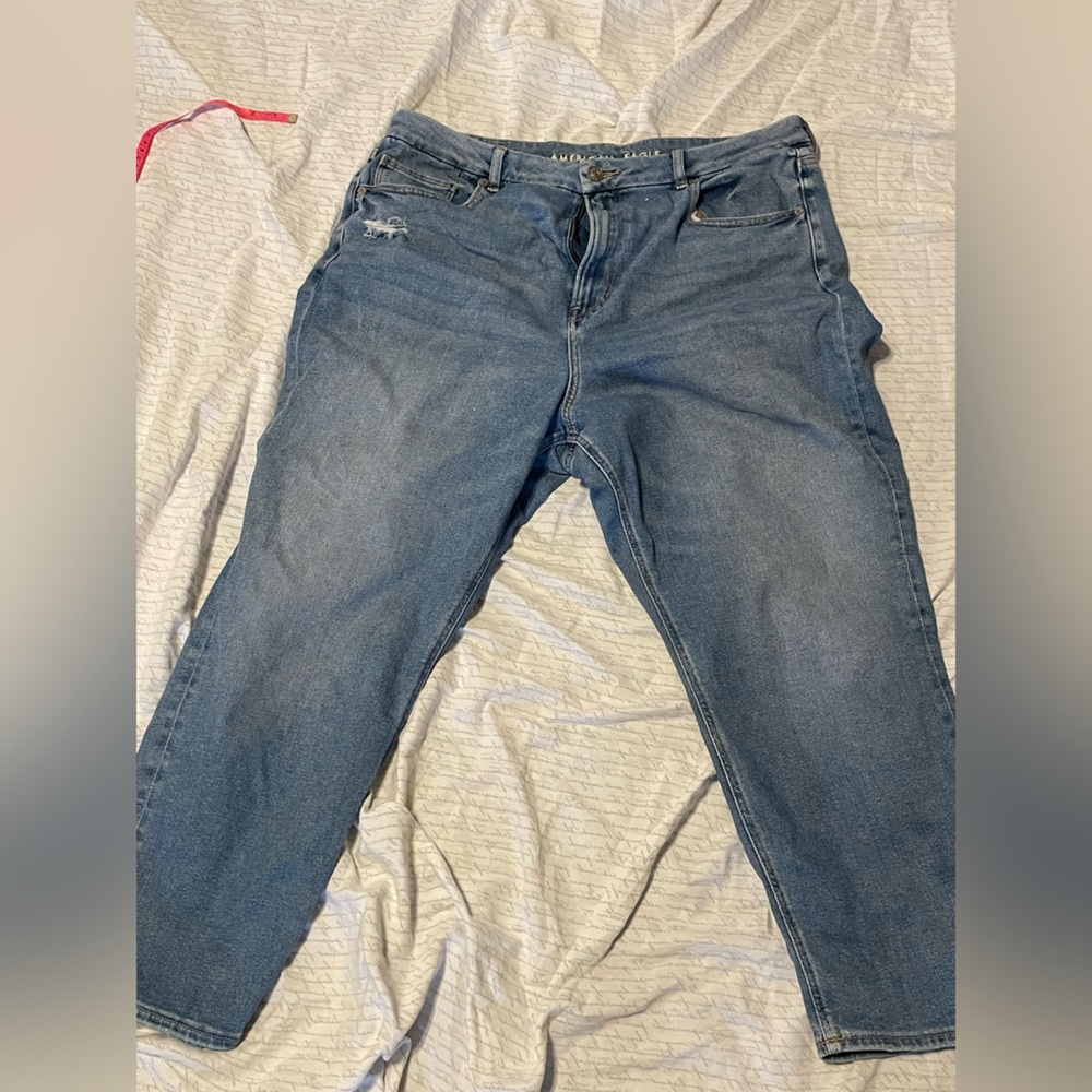 American Eagle Curvy Mom Jeans Size 18 short